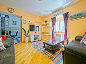 Nina Apartment